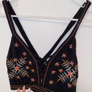 american eagle cropped tank top